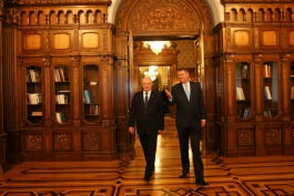 Moldovan president meets Romanian counterpart