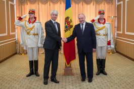 Moldovan president receives accreditation letters from four ambassadors