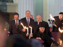 Moldovan president attends ceremony of meeting Holy Fire