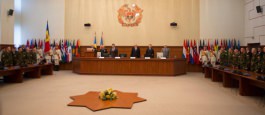 Președintele Timofti  a participat la ceremonia de detașare a contingentului Armatei Naționale în misiunea KFOR