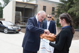 Moldovan president visits Mimi Castle tourist complex