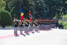 Moldovan president assists at 25th anniversary of National Army