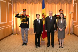 Președintele Timofti a primit scrisorile de acreditare din partea Ambasadorilor Letoniei și Japoniei