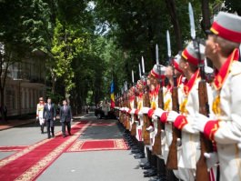 Николае Тимофти принял верительные грамоты Чрезвычайного и Полномочного Посла Туркменистана