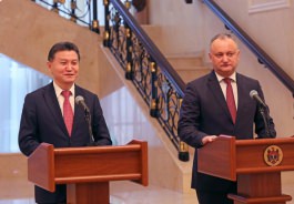 Președintele Republicii Moldova, Igor Dodon, a avut o întrevedere cu Președintele FIDE, Kirsan Iliumjinov