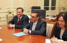 Moldovan president meets Foreign Investors Association representatives