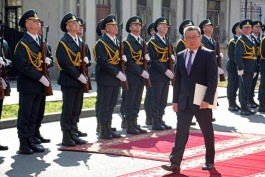 Moldovan president receives accreditation letters of new ambassadors agree