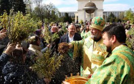 Președintele Republicii Moldova, Igor Dodon a participat la slujba oficiată la Catedrala Mitropolitană ”Nașterea Domnului”