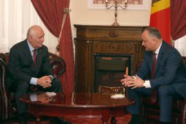 Moldovan president meets Russian pediatrician