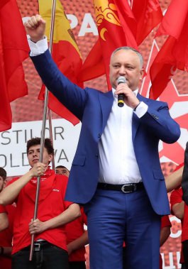 Igor Dodon, Președintele Republicii Moldova a participat la acțiunile dedicate Zilei internaționale a Solidarității Oamenilor Muncii