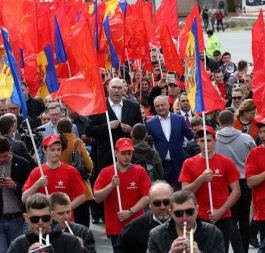 Igor Dodon, Președintele Republicii Moldova a participat la acțiunile dedicate Zilei internaționale a Solidarității Oamenilor Muncii