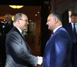 Igor Dodon, Președintele Republicii Moldova a avut o întrevedere cu Prințul Principatului Monaco, Albert al II-lea