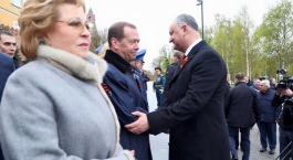 Igor Dodon a participat la Parada Victoriei din Piața Roșie și a depus flori la Mormîntul ostașului necunoscut