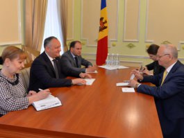 Președintele Republicii Moldova, Igor Dodon a avut o întrevedere cu Ambasadorul Extraordinar şi Plenipotenţiar al Federaţiei Ruse în Republica Moldova, Farit Muhametşin