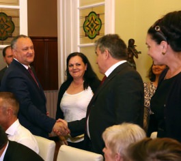 Igor Dodon a avut o întîlnire cu reprezentanții diasporei moldovenești din Budapesta   