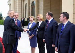 Președintele Republicii Moldova, Igor Dodon a avut o întrevedere cu Preşedintele Republicii Azerbaidjan, Ilham Aliyev