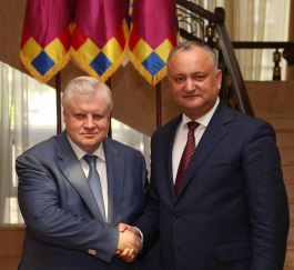 Igor Dodon a avut o întrevedere cu  delegaţia partidului „Spravedlivaia Rossia” din Fedarația Rusă