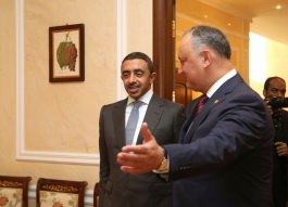 Președintele Republicii Moldova, Igor Dodon a avut o întrevedere cu Ministrul Afacerilor Externe şi Cooperării Internaţionale al Emiratelor Arabe Unite, Şeicul Abdullah bin Zayed Al Nahyan