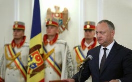 În ziua canonizării lui Ștefan cel Mare, Igor Dodon a înmînat decorații de stat la 16 preoți ai Mitropoliei Moldovei