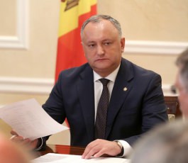 Igor Dodon a prezidat ședința de lucru a Comisiei de Stat pentru desfășurarea acțiunilor consacrate Anului Ștefan cel Mare și Sfînt, Domnitor al Moldovei  