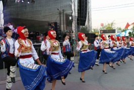 Igor Dodon, Președintele Republicii Moldova a participat la festivitățile prilejuite de ziua creării Găgăuziei și hramul orașului Comrat