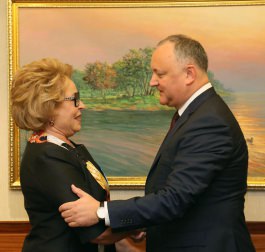 Igor Dodon, președintele țării a avut o întrevedere cu Preşedintele Consiliului Federaţiei al Adunării Federale a Federaţiei Ruse, Valentina Matvienko