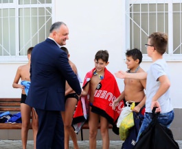 The President of Moldova visited the Chisinau sports school named after. George Osipov, where the international water polo championship "President's Cup" will take place