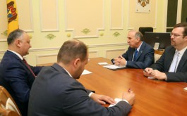 President Igor Dodon today met US Ambassador to Moldova E.S. James D. Pettit. 