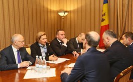 Igor Dodon a discutat cu șeful Serviciului Federal al Federației Ruse pentru supravegherea în domeniul protecției consumatorilor și bunăstării umane a FR, Ana Popova