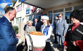 Moldovan president visits State University from Sochi