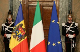 Moldovan head of state meets president of Italy