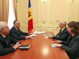 Igor Dodon a primit invitația lui Vladimir Putin de a participa la summit-ul informal al șefilor statelor-membre ale CSI, la Moscova