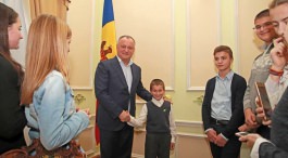 Approximately 100 children from the southern regions of the country and Gagauzia visited the presidency in the framework of the Open Day