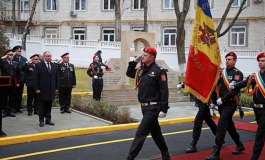 Președintele țării a conferit „Ordinul de Onoare” Departamentului Trupelor de Carabinieri al Ministerului Afacerilor Interne