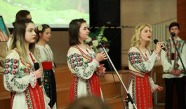 В кишиневском Теоретическом лицее им. Н.В. Гоголя состоялось праздничное мероприятие по случаю Года Святого Штефана Великого