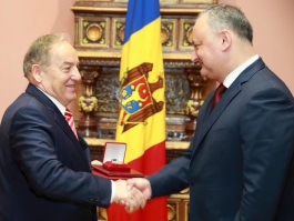 Președintele țării a conferit „Ordinul de Onoare” domnului Hulusi Kiliç, ex-Ambasador al Republicii Turcia în Moldova