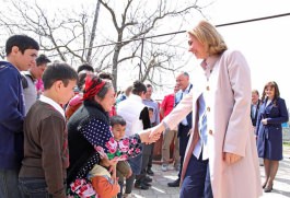 The Presidential Couple gave a new home to a family with 15 children