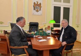 Igor Dodon held a meeting with the chairman of the Moldovan diaspora in St. Petersburg