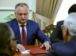 Președintele Igor Dodon a avut o întrevedere cu Ambasadorul Extraordinar şi Plenipotenţiar al Statului Qatar în Republica Moldova