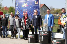 Șeful statului a participat la deschiderea Campionatului Europei Centrale la motociclism și la Campionatul deschis la motocross, în memoria lui Iurii Gagarin  