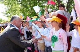 Igor Dodon a participat la ceremonia de inaugurare a două complexuri sportive din localitățile Congaz și Copceac din UTA Găgăuzia