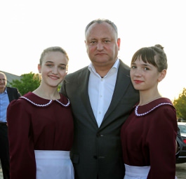 Igor Dodon a participat la ceremonia de inaugurare a două complexuri sportive din localitățile Congaz și Copceac din UTA Găgăuzia