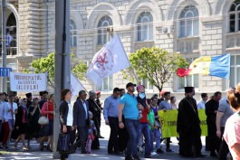 Președintele Igor Dodon a participat la Marșul pentru susținerea familiei tradiționale