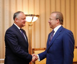 Președintele Igor Dodon a avut o întrevedere cu Andrei Nazarov, co-președintele organizației ”Delovaia Rossia”