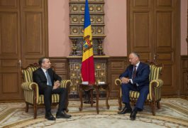 Igor Dodon a avut o întrevedere cu Rimantas Latakas în legătură cu încheierea mandatului de Ambasador în țara noastră