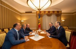  Igor Dodon a avut o întrevedere cu o delegaţie din Rusia condusă de Andrei Nazarov