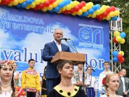 Igor Dodon a participat la cea de-a XVII-a ediție a Festivalului Republican al Etniilor