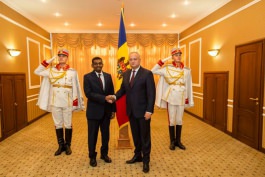 The President of the Republic of Moldova received credentials from five ambassadors