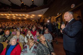 Igor Dodon a participat la un eveniment festiv dedicat Zilei Internaționale a Oamenilor în Etate, în mun. Bălți