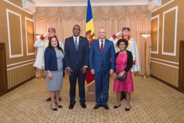 Președintele Igor Dodon a primit scrisorile de acreditare de la noul ambasador al SUA